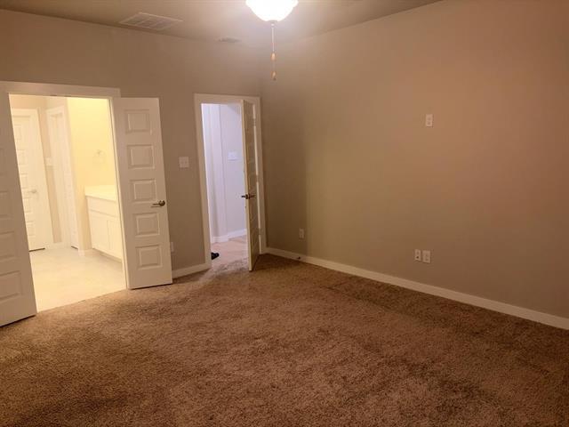 Building Photo - 1404 Mahogany Dr