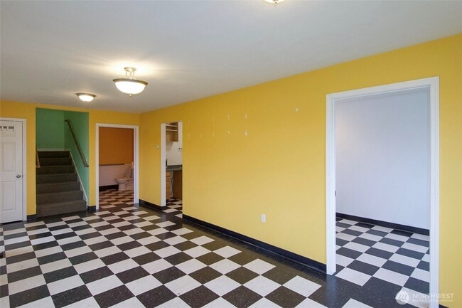 Building Photo - 191 Airport Rd