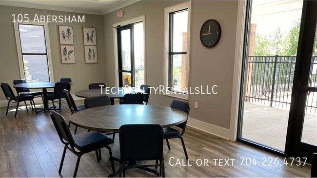 Building Photo - 105 Abersham-