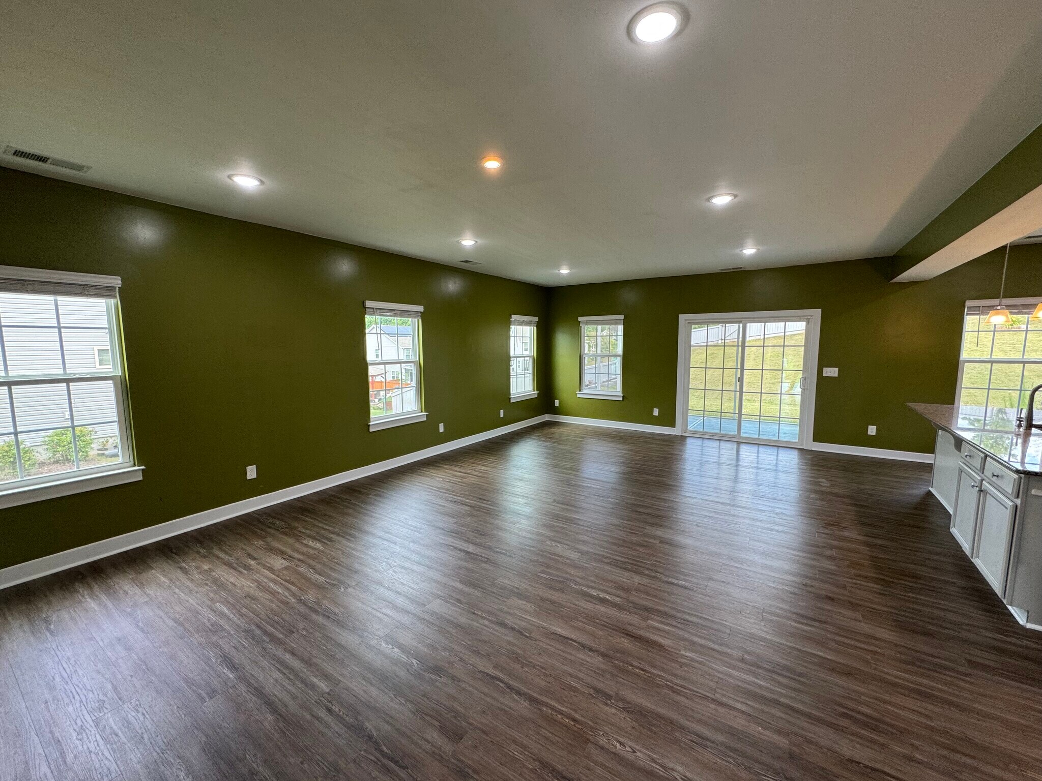 Building Photo - 7181 Waterwheel St SW