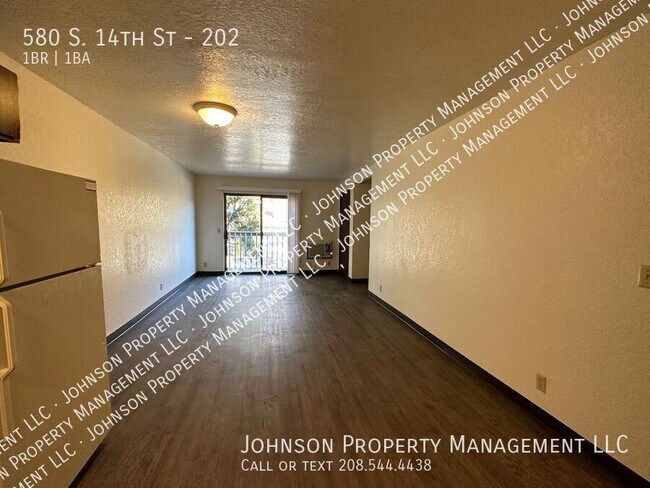 Building Photo - 580 S 14th St
