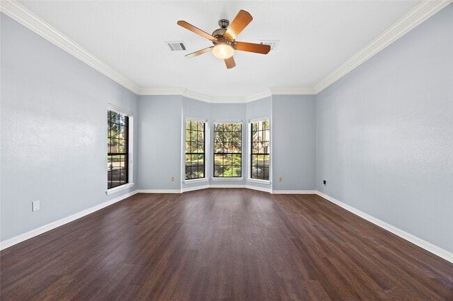 Building Photo - 18227 Longmoor Dr