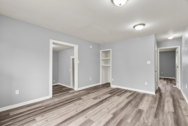 Building Photo - 1139 Lincoln St