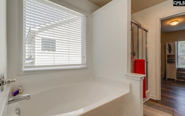 Building Photo - 456 Edenhall Dr