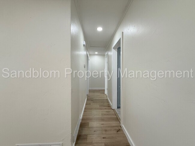 Building Photo - For Lease | Midtown Tulsa | Available Now!