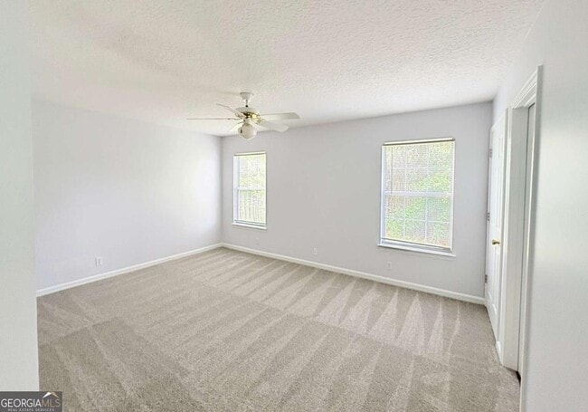 Building Photo - 120 Pleasant Breeze Way