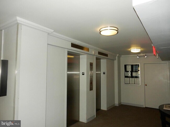 Building Photo - 2030 F St NW