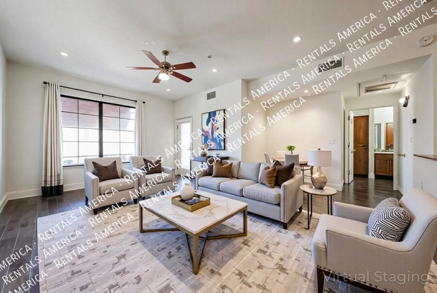 Building Photo - 5302 E Van Buren St