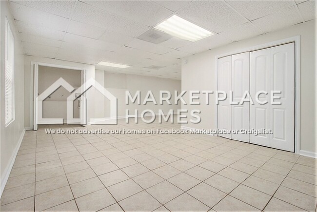 Building Photo - 1145 Mainstreet Valley Dr