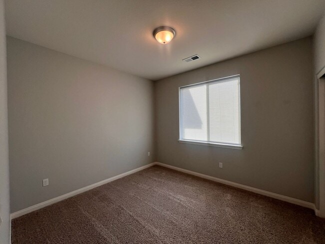 Building Photo - Beautiful 4 Bedroom Home in Fallon