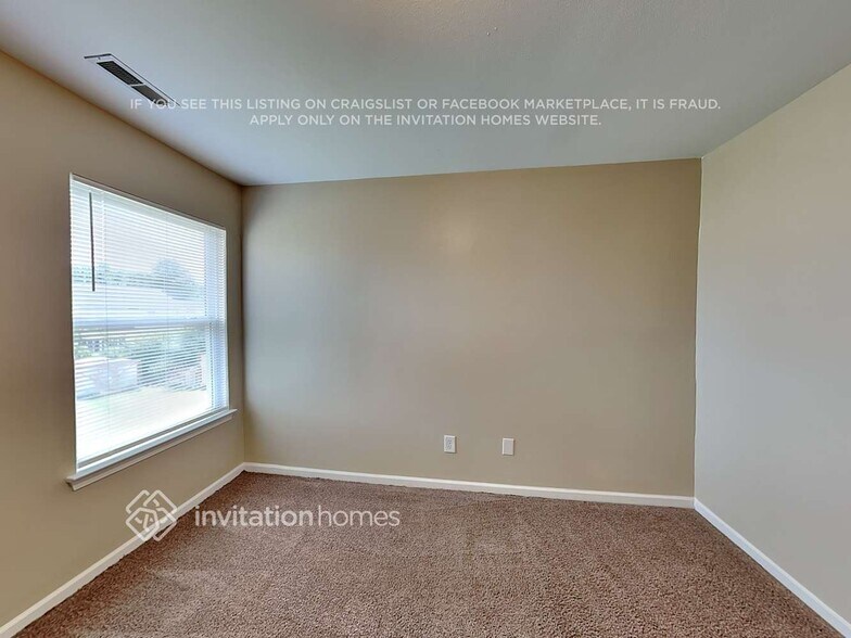 Building Photo - 408 Galesburg Dr