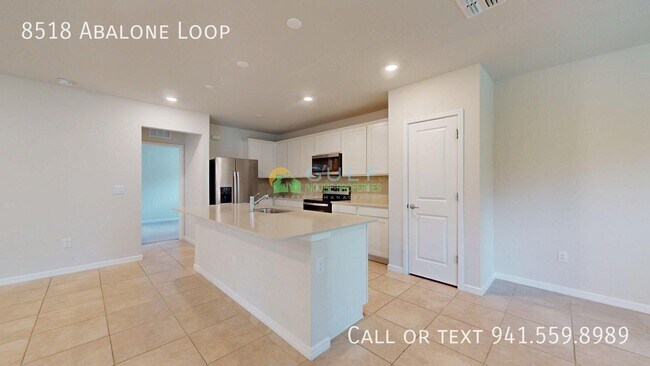 Building Photo - 8518 Abalone Loop
