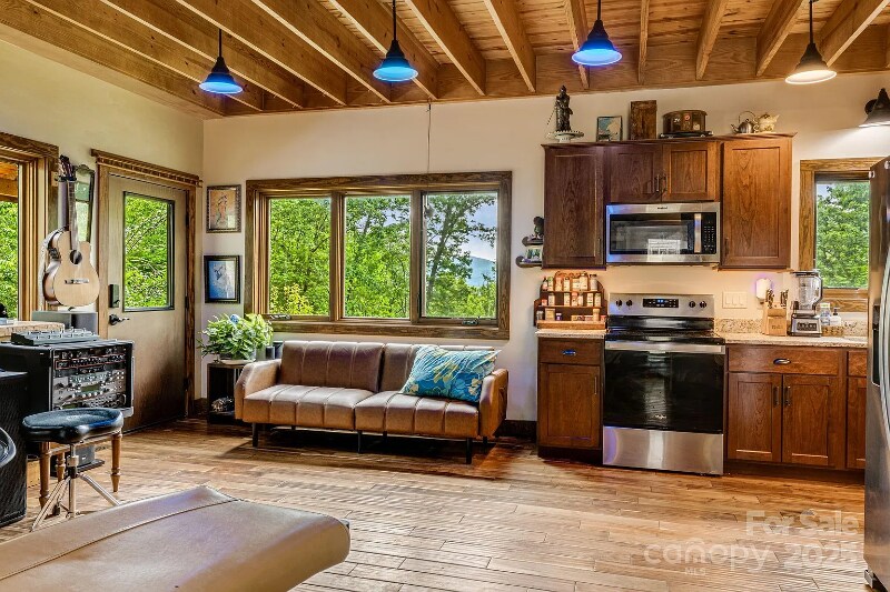 Building Photo - 41 Dillingham Ests Trl