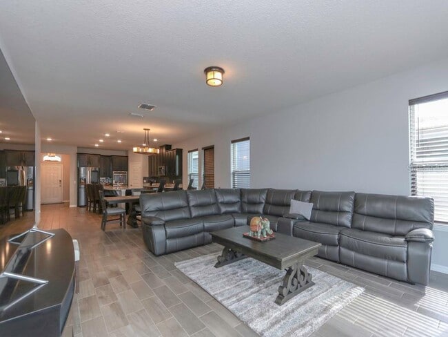 Building Photo - 4136 Cypress Glades Ln