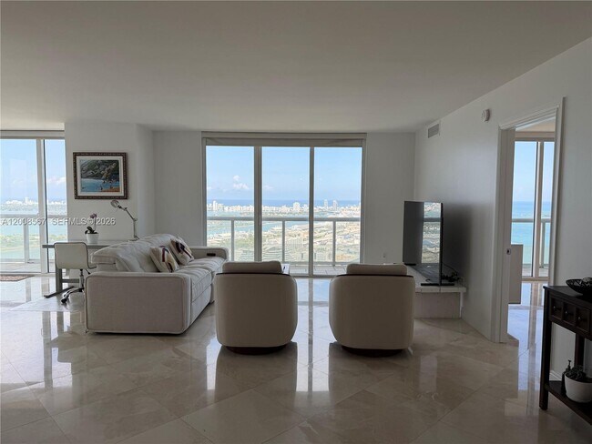 Building Photo - 50 Biscayne Blvd