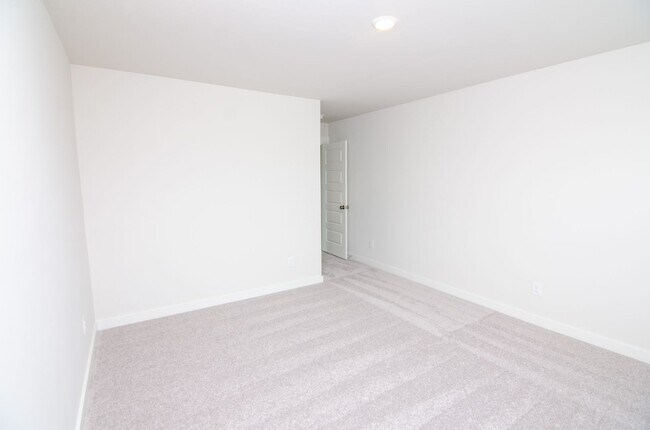 Building Photo - 170 Southwind Run