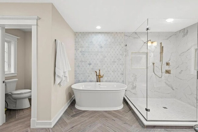 Building Photo - 5 Bed 5 Bath Single Family Home in Edgeworth