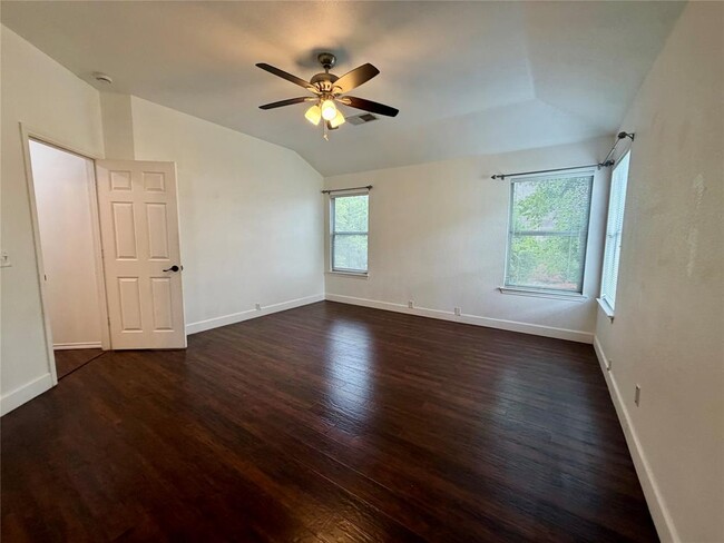 Building Photo - 804 Tapestry Cove