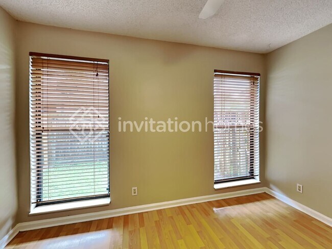Building Photo - 14326 Horseshoe Trce