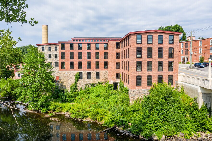 Lofts at Cargill Falls Mill 58 Pomfret St Putnam CT 06260 Apartment