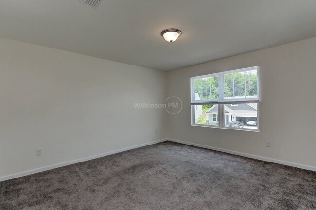 Building Photo - 5 BR/3 BTH Home in Selwyn Landing