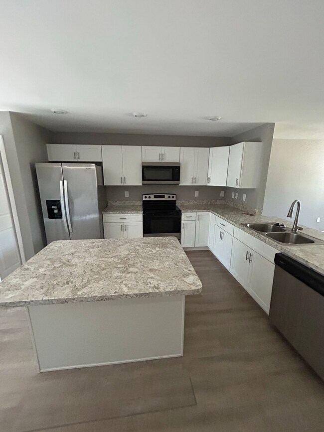 Building Photo - Central Lakeland Rental Home