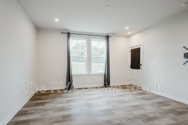 Building Photo - 14479 Hancock Towns Dr