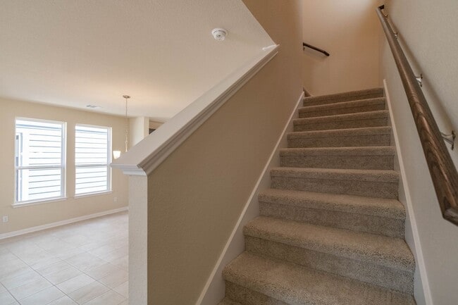 Building Photo - 1660 Coral Sunrise Trl