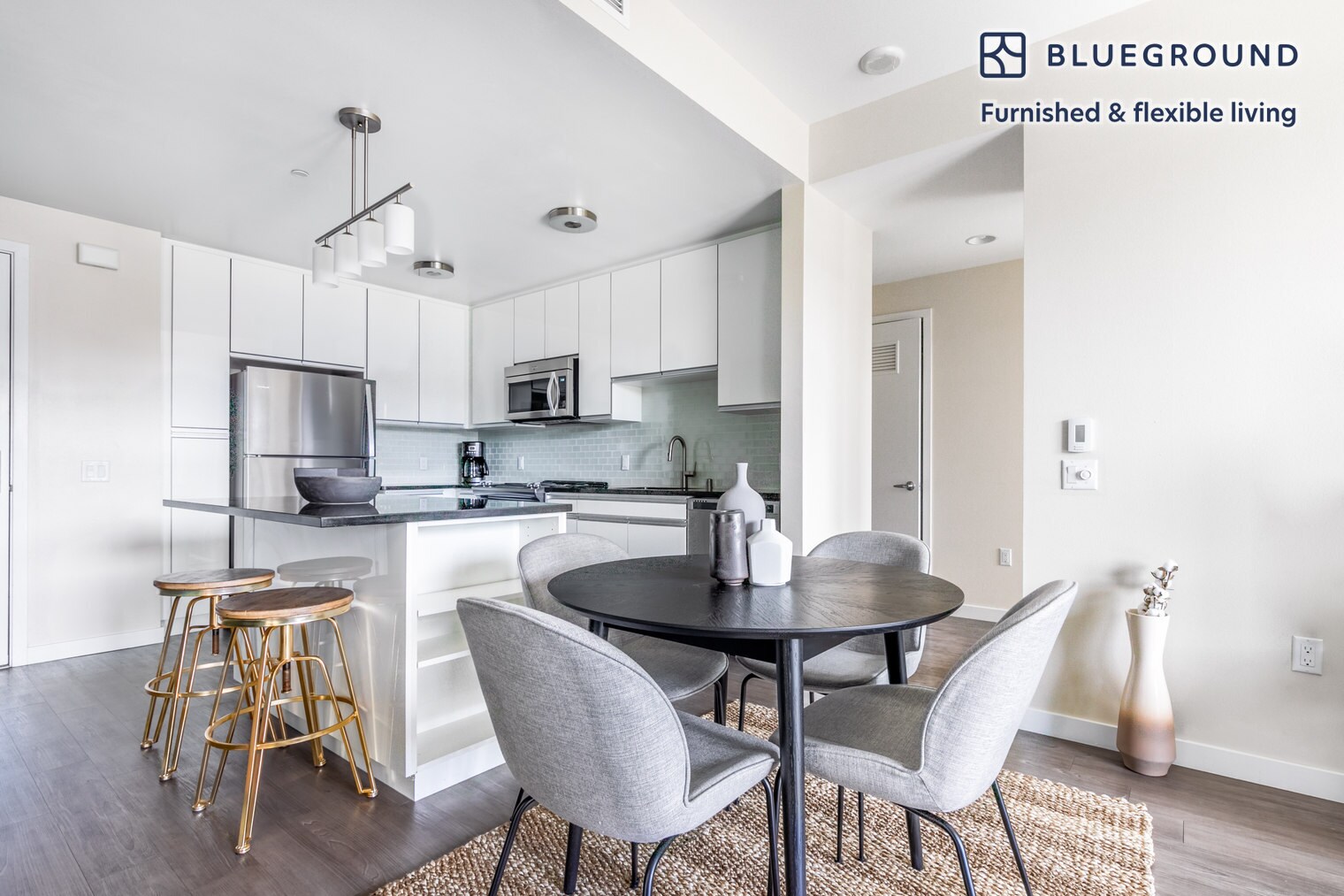 Building Photo - 690 Long Bridge St