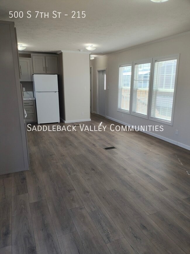 Building Photo - 500 S 7th St