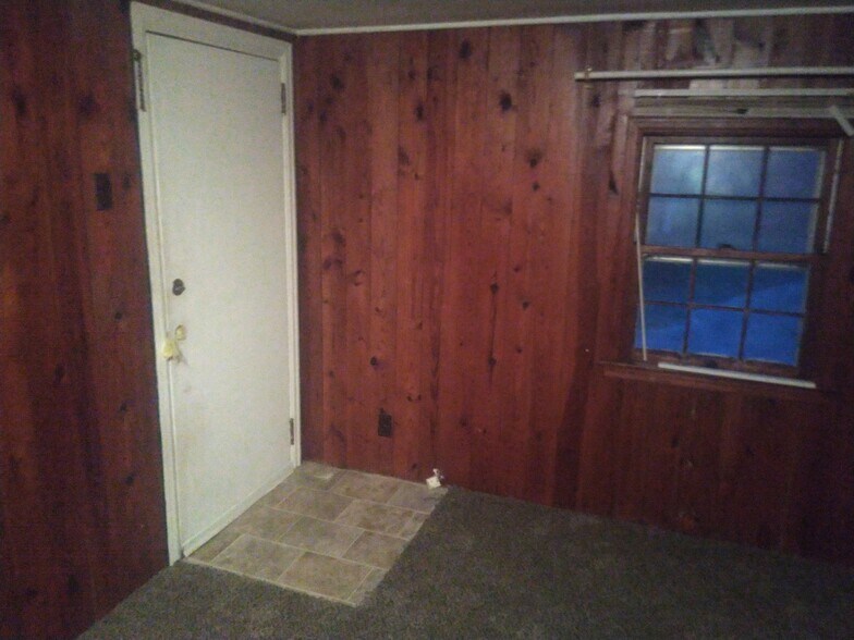 Building Photo - 7312 Central Avenue Pike