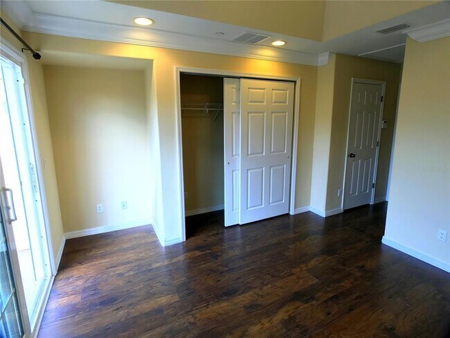 Building Photo - 8709 Spruce Hills Ct
