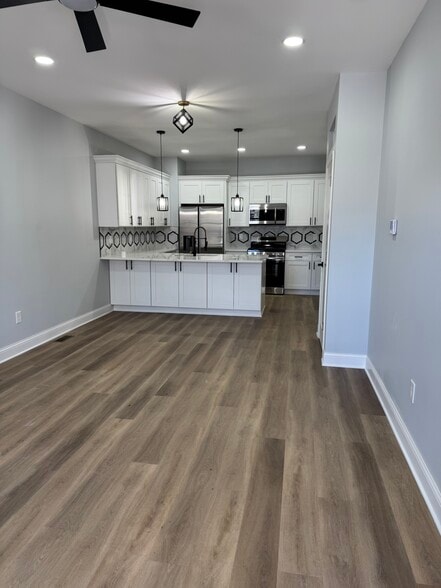 Building Photo - 961 Heyl Ave