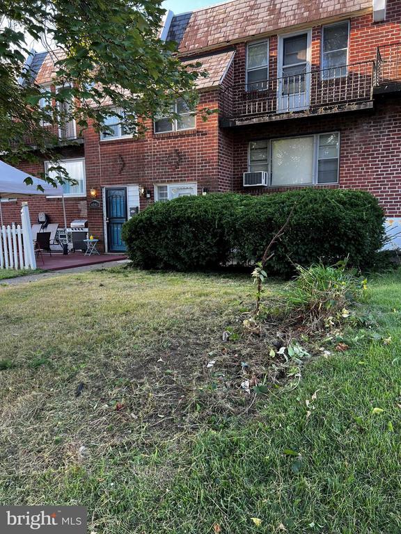 Building Photo - 4042 Balwynne Park Rd