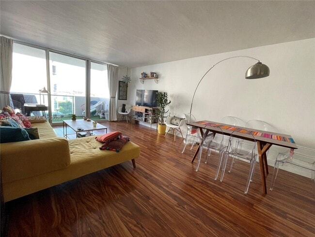 Building Photo - 1200 West Ave