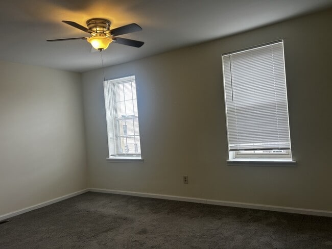 Building Photo - 1547 S 13th St