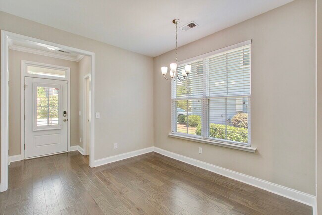 Building Photo - 135 Fulmar Pl