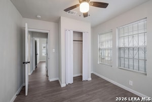 Building Photo - 325 S Hackberry St
