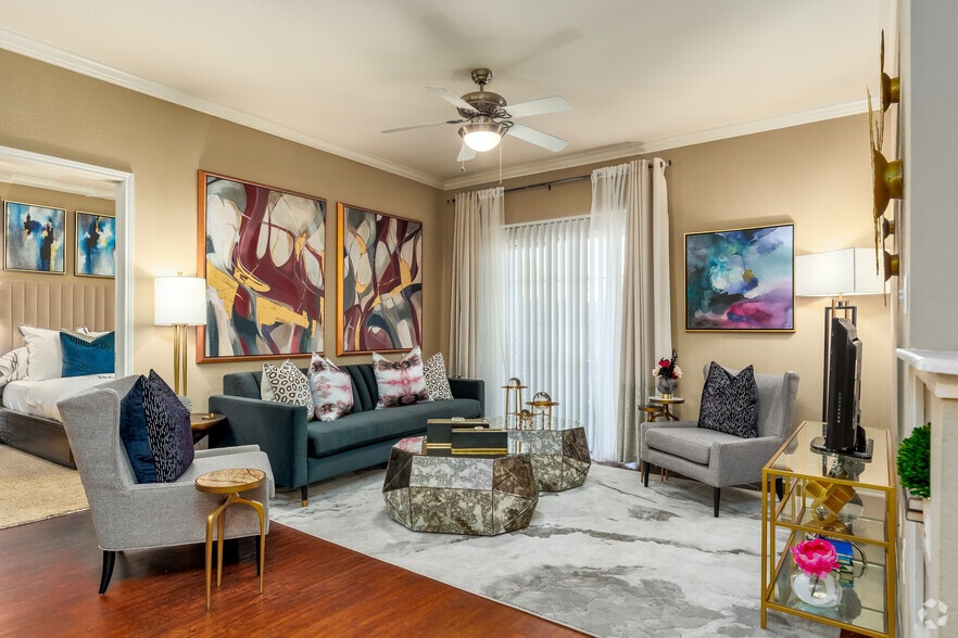 2BR, 2BA - 1,085SF | E2 - Kensington Square Apartments
