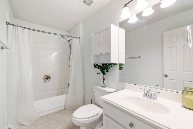 Building Photo - 2715 Skyview Knoll Ct