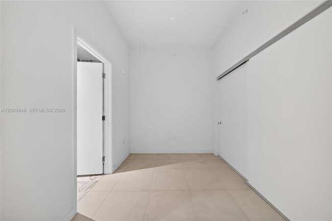 Building Photo - 1400 Biscayne Blvd