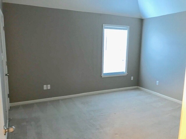 Building Photo - Fantastic Home In A Great Location! Spacio...