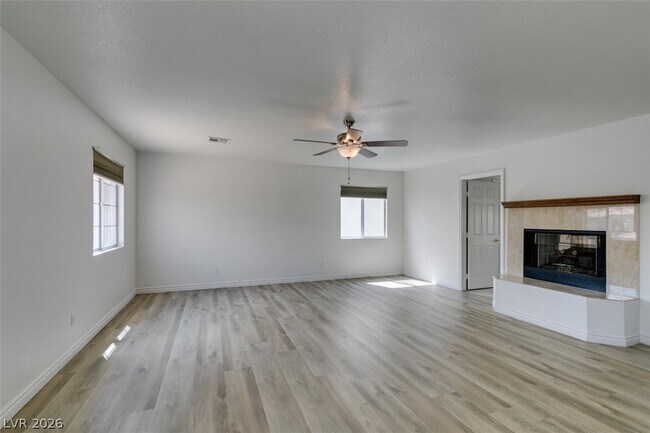 Building Photo - 8224 Tivoli Cove Dr