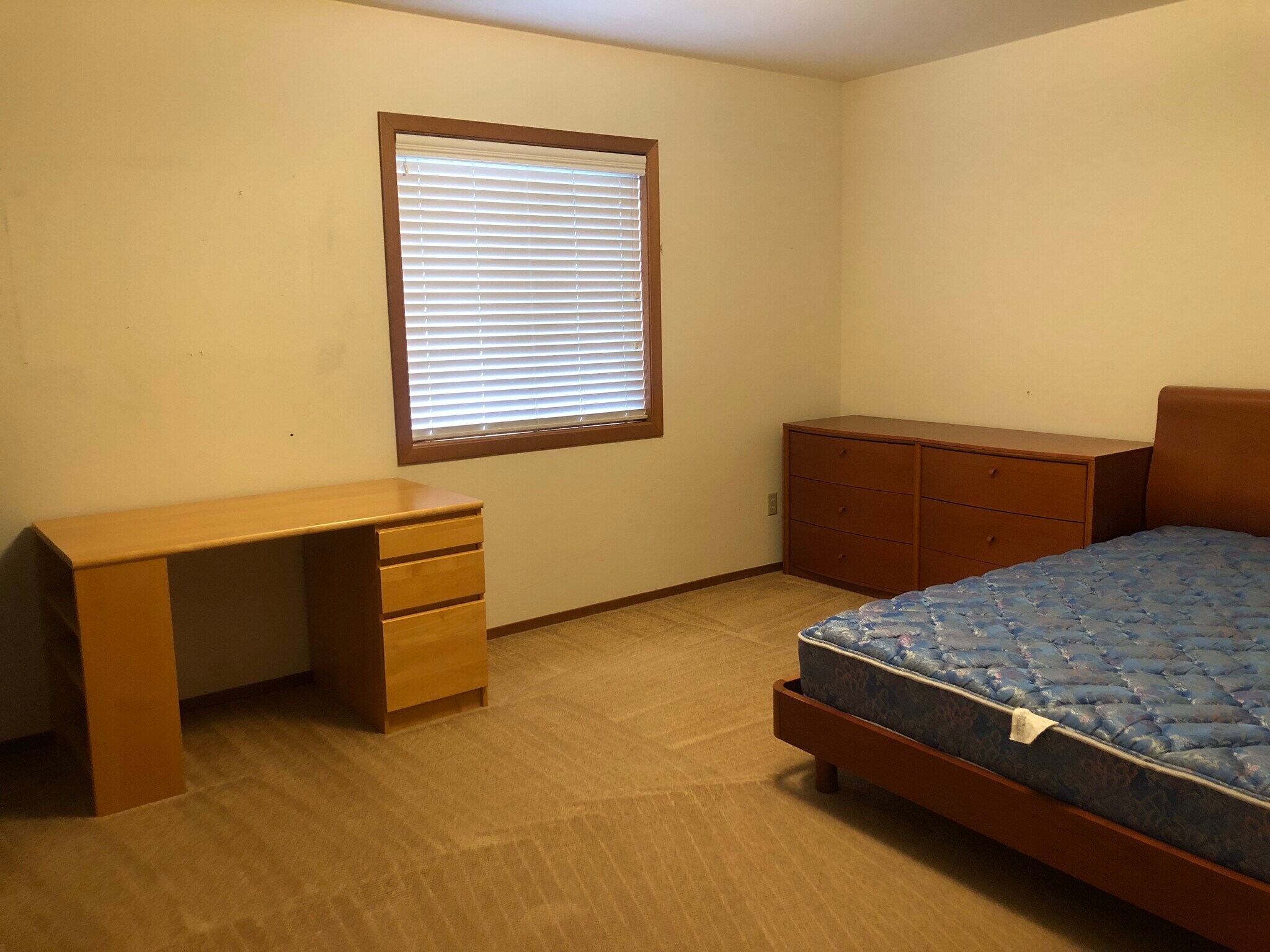 Building Photo - 715 SW Staley Dr