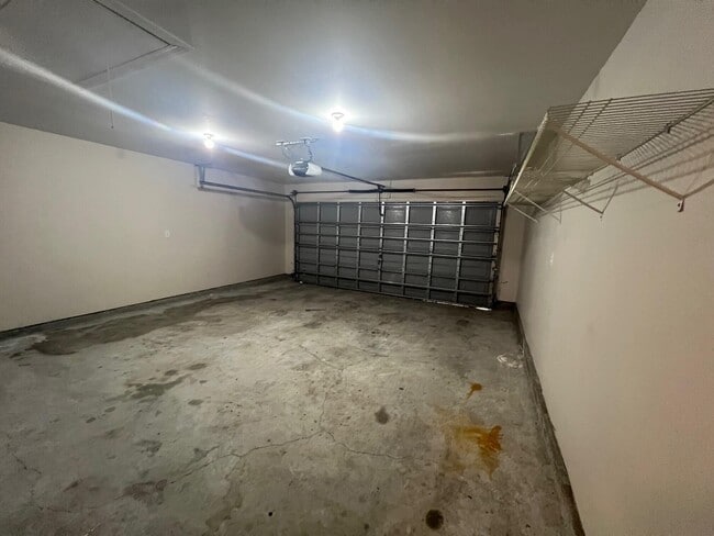 Building Photo - 275 Limestone Cir