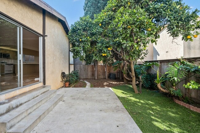 Building Photo - 845 2nd St