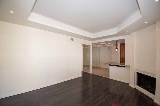 Building Photo - 3744 Pershing Ave