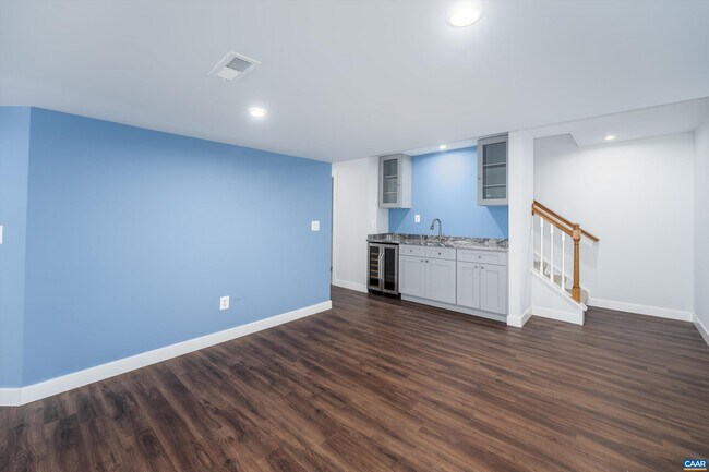 Building Photo - 93 Archer Dr