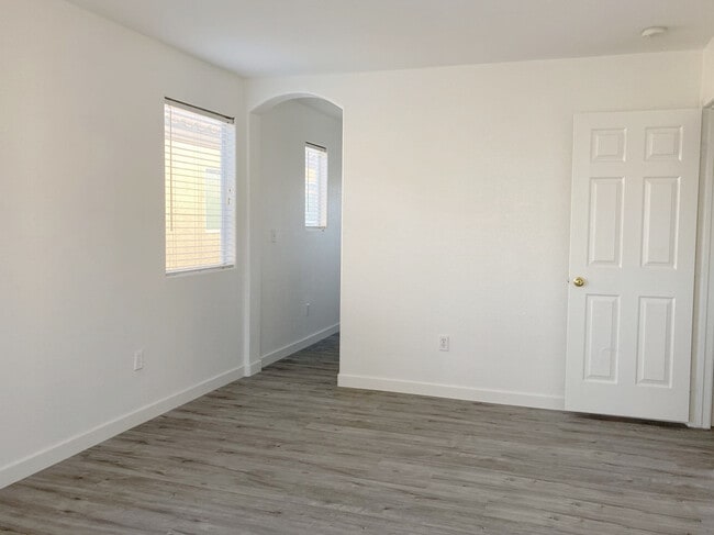 Building Photo - 4990 Tioga Pass Ave