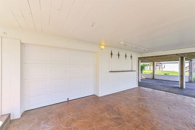 Building Photo - 2009 Todville Rd